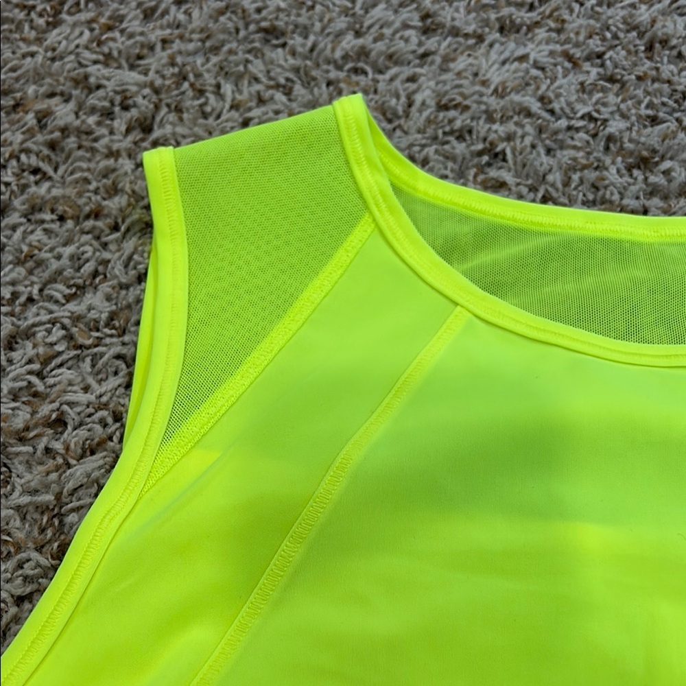 lululemon athletica Bright Yellow Crop Top - Picture 4 of 10